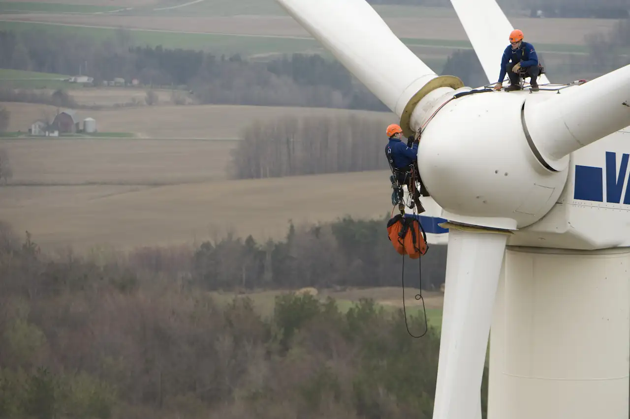 Maintenance de silos et d’éoliennes